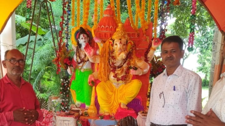नगर पंचायत अमरौधा में निकाला गया गणेश भगवान की विशर्जन यात्रा Ganesh